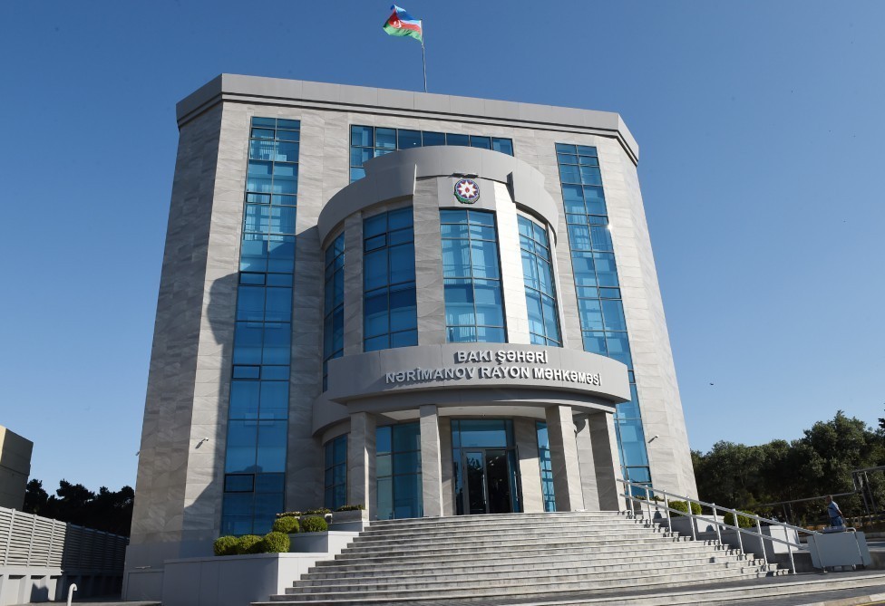 Prezident İlham Əliyev bina açılışında - FOTOLAR