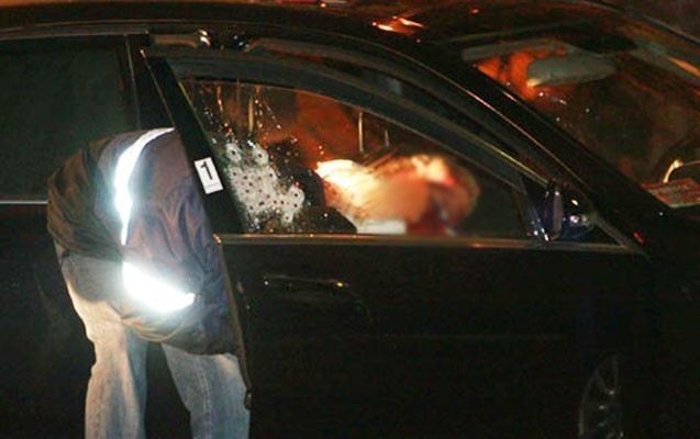Bakıda 36 yaşlı kişi “BMW”sində öldürüldü