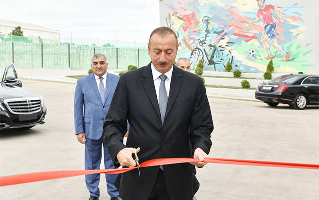 İlham Əliyev bazanın açılışını etdi
