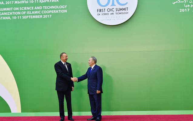 İlham Əliyev Astanada sammitdə - Fotolar