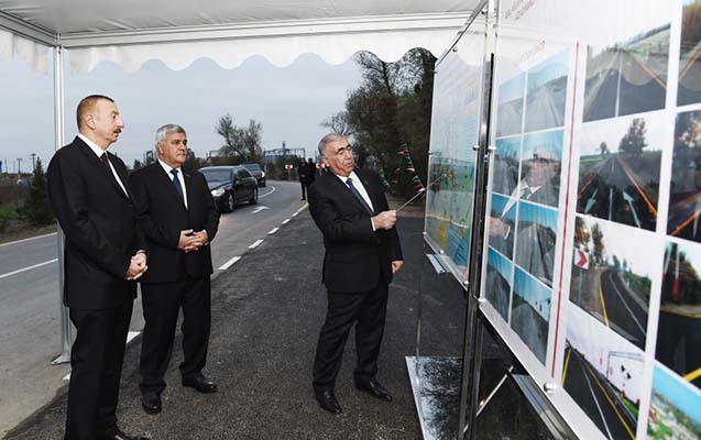 Əliyev Sabirabadda avtomobil yolunun açılışında -