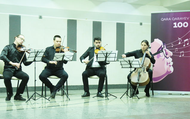 Bakı metrosunda konsert