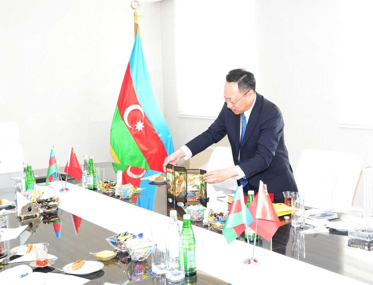 Çinin nümayəndə heyəti icra başçısı ilə görüşdü - Fotolar