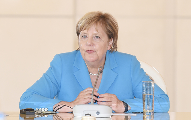 Merkel siyasi karyerasına son qoyur