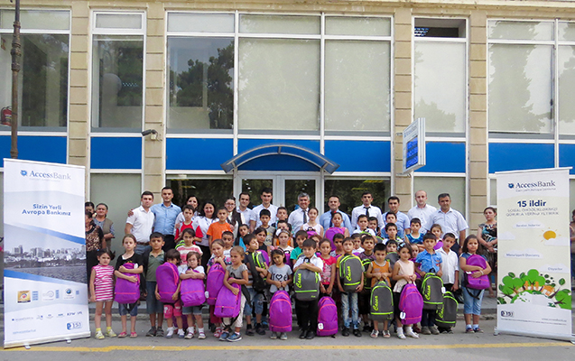 “AccessBank” növbəti dəfə məktəbliləri sevindirdi