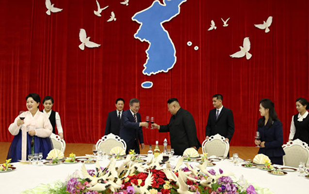 Şimali və Cənubi Koreya prezidentləri hərbi sahədə saziş imzaladılar
