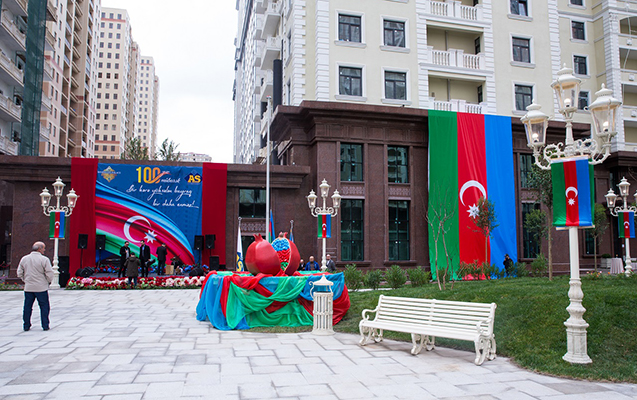 “Renessans Palace”da Bayraq günü tədbiri keçirildi - Fotolar