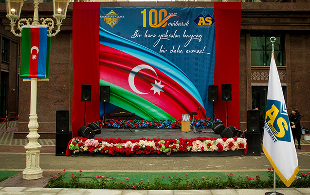 “Renessans Palace”da Bayraq günü tədbiri keçirildi - Fotolar