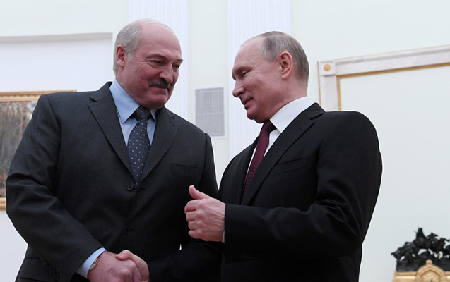 Lukaşenko Polşaya getməkdən imtina etdi – Putinə görə