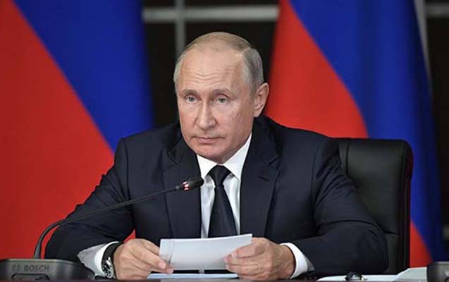 Putin yüksək rütbəli prokurorları istefaya göndərdi