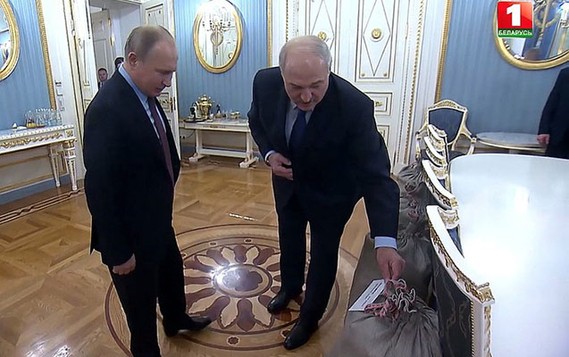 Putin Lukaşenkonun kartofunu çox bəyənib