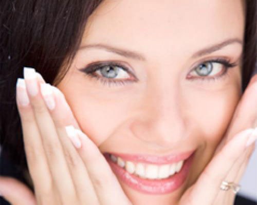 her-gece-onlara-qliserin-vurun-dirnaq-