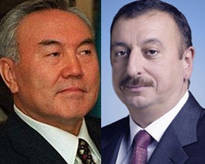 nazarbayev-eliyevi-tebrik-etdi