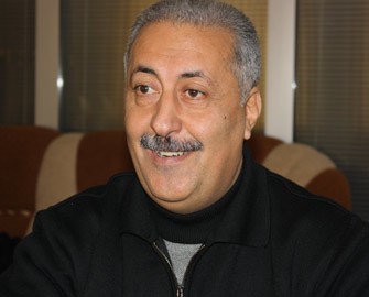 siyavus-novruzov-yap-a-bir-seir-yazsin-musahibe-