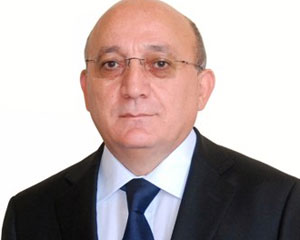 xamneyi-azerbaycanlidir-ve-bununla-fexr-edirik