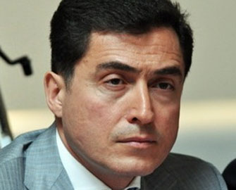 azerbaycan-mehkemelerinde-avropa-mehkemesinin-presidenti
