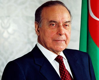 bes-rus-aktyoru-heyder-eliyevin-obrazini-canlandiracaq