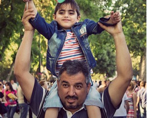 aktyor-elcin-imanov-ve-ailesi-fotosessiya