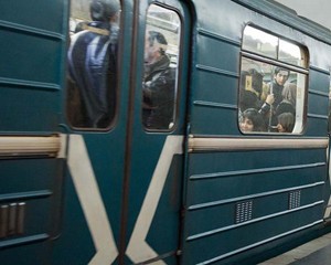 metroda-yeni-qatarlar-istifadeye-verildi-foto