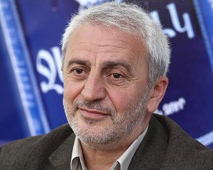bu-olkeye-prezident-lazimdirmi-ermeni-deputat