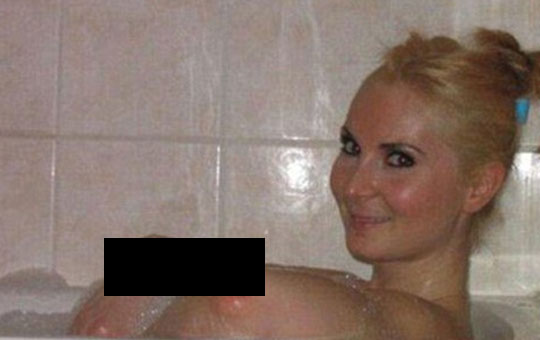 bu-qiz-ne-edir-facebook-senzurasi