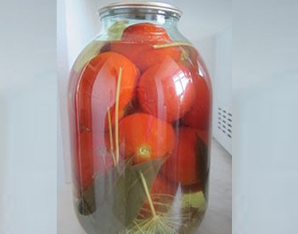 azerbaycanda-pomidor-tursusu-daha-bir-can-aldi