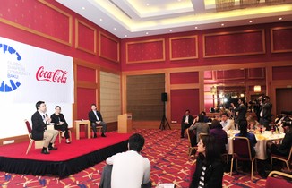 coca-cola-resmileri-bakidadir