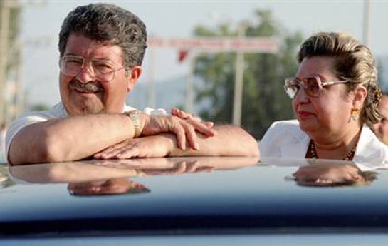 turqut-ozalin-xanimindan-sensasion-iddia-qatili-azerbaycandadir-adi-ise