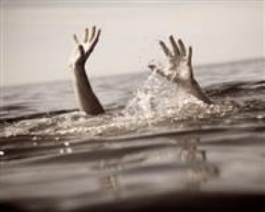 lenkeran-sakini-cayda-boguldu