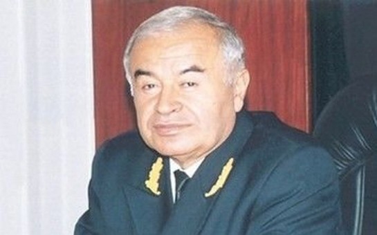 aydin-besirov-oglunun-fotolarindan-danisdi