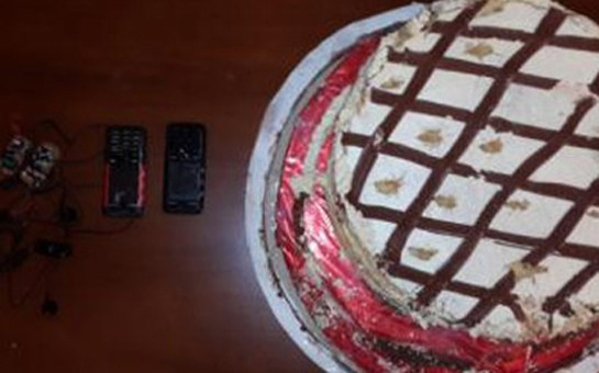 tortun-icinden-mobil-telefonlar-cixdi-