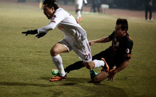 qalatasarayi-soka-salan-deqiqeler-