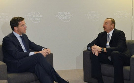 ilham-eliyev-bas-nazirle-gorusub