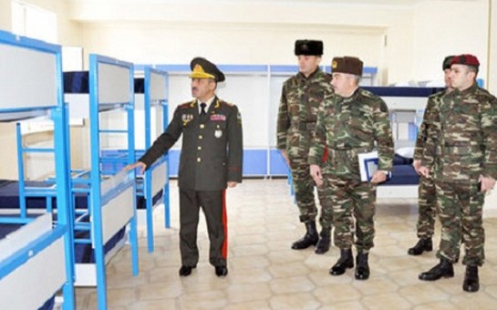 daxili-qosunlarin-yeni-komandani-herbi-hissede-olub
