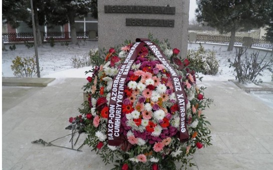 baxcp-resulzadenin-abidesini-ziyaret-etdi-