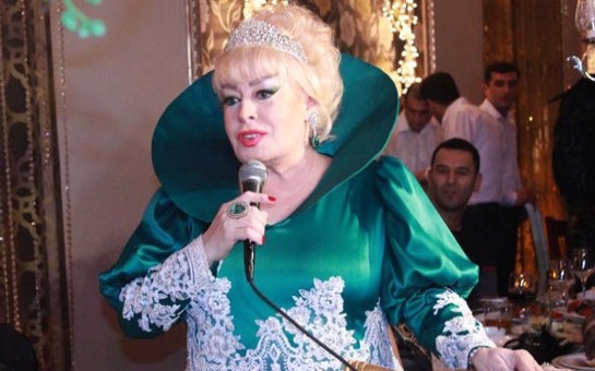 xeste-deyildim-luks-seraitde-istirahet-edirdim