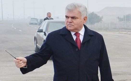 ziya-memmedov-qardasini-isden-cixardi