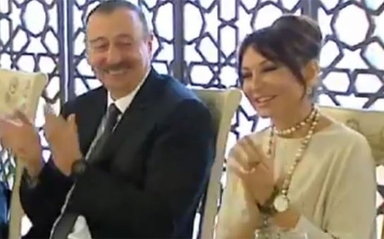 alim-qasimov-prezident-ucun-mugam-oxudu-