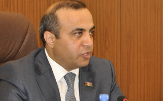 azay-quliyev-yunanistanin-taninmis-jurnalina-musahibe-verib