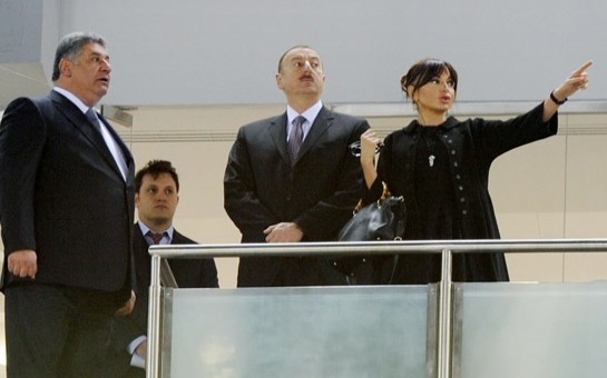 prezident-ve-xanimi-gimnastlarin-mesqini-izledi-