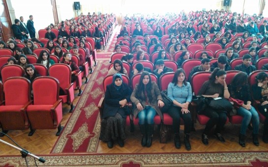 avp-gencler-teskilati-universitetde-tedbir-kecirdi