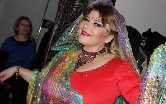 metanet-isgenderli-hind-qizi-oldu-