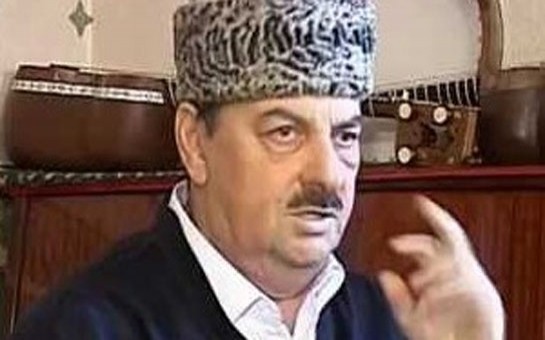 agaxan-abdullayev-ailesindeki-facieden-danisdi