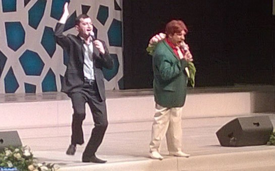 rafael-ve-cosqunun-qizilgul-konserti-