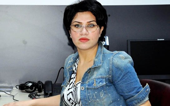 bir-endamli-qiz-