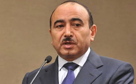 administrasiyada-sobeler-arasinda-qarsidurma-var-