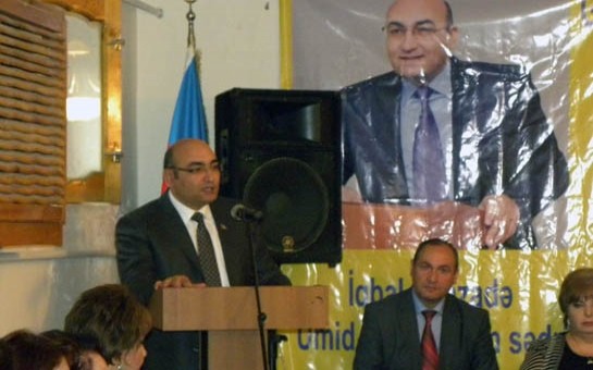 iqbal-agazade-qadinlari-tebrik-etdi