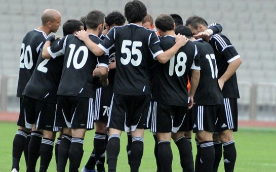 qarabag-gozunu-kuboka-dikib