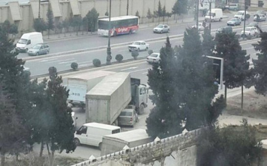 prospektde-qeza-oldu-