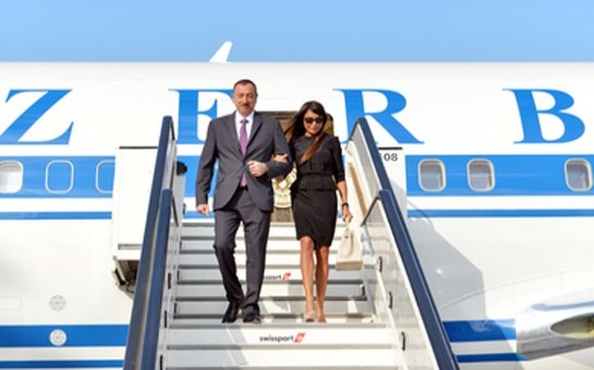 azerbaycan-prezidenti-irana-gedir
